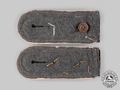 germany,_heer._a_set_of_infantry_oberfeldwebel_shoulder_straps_ci19_2319