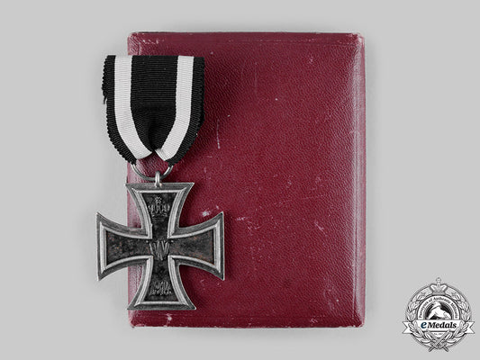 germany,_imperial._a_cased1914_iron_cross_ii_class_ci19_2432