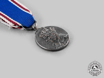 united_kingdom._three_miniature_jubilee_and_coronation_medals_ci19_2567_1