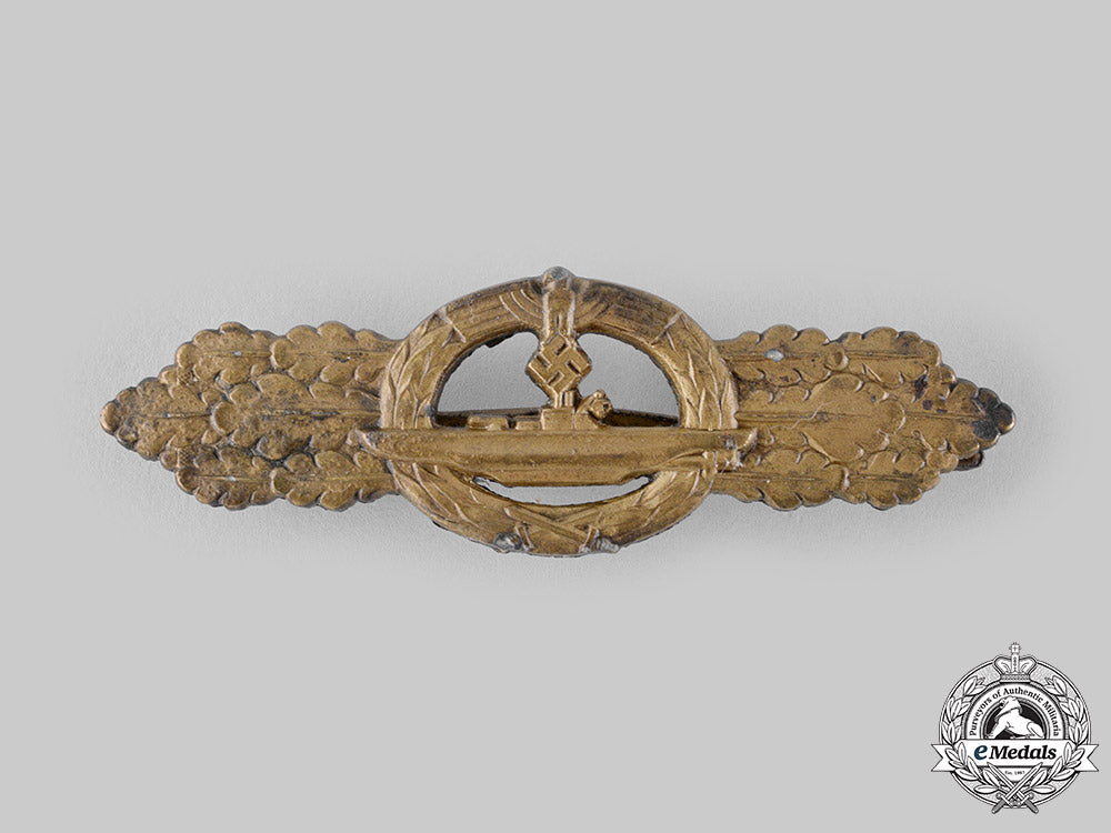 germany,_kriegsmarine._a_u-_boat_front_clasp,_bronze_grade,_by_schwerin_ci19_2602_2