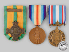 France, Iv Republic; Japan, Empire; Netherlands, Kingdom. Three Commemorative War Medals