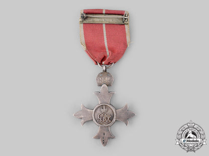 united_kingdom._a_most_excellent_order_of_the_british_empire,_member(_mbe)_breast_badge,1945_ci19_2706