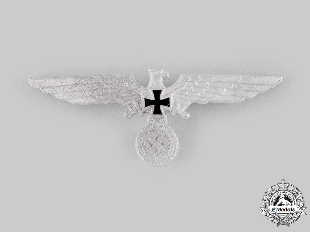germany,_third_reich._a_kyffhäuser_league_visor_cap_eagle_by_karl_wurster_ci19_2742