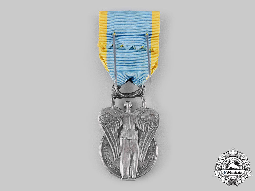 france,_iv_republic._an_order_of_sporting_merit,_ii_class_officer,_c.1960_ci19_2786_1_1_1