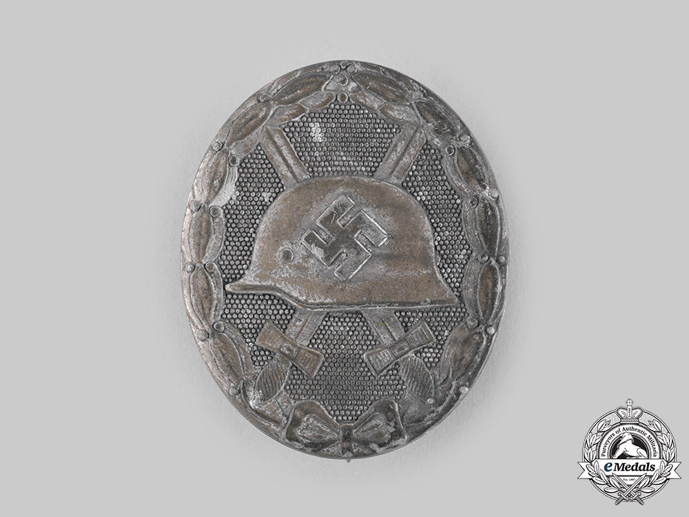 germany,_wehrmacht._a_wound_badge,_bronze_grade,_by_the_vienna_mint_ci19_2791