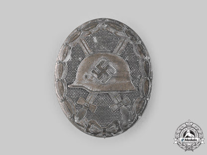 germany,_wehrmacht._a_wound_badge,_bronze_grade,_by_the_vienna_mint_ci19_2791