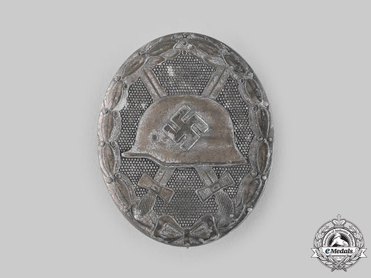 germany,_wehrmacht._a_wound_badge,_bronze_grade,_by_the_vienna_mint_ci19_2791