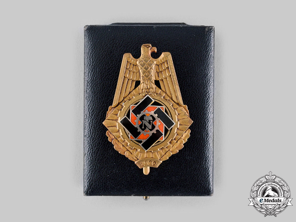 germany,_teno._a_rare_technical_emergency_help(_teno)1920_honour_badge,_with_case,_by_wilhlem_fühner_ci19_2813_2