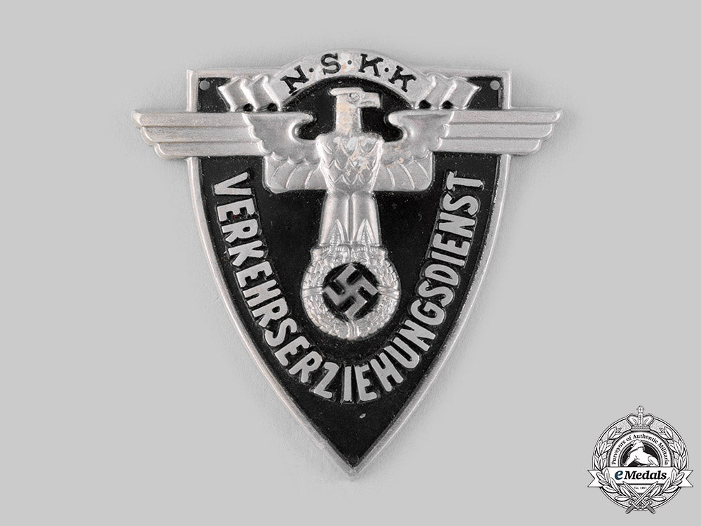 germany,_nskk._a_national_socialist_motor_corps(_nskk)_traffic_education_arm_badge_ci19_2829_2
