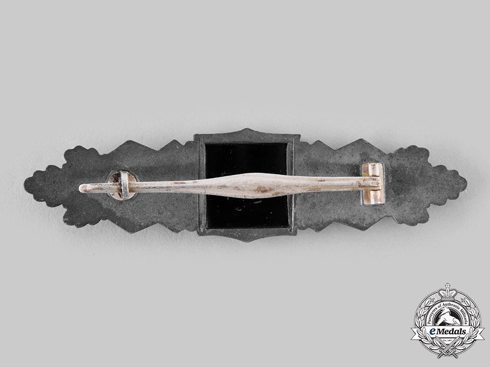 germany,_wehrmacht._a_close_combat_clasp,_silver_grade,_by_steinhauer&_lück_ci19_2884_1_1_1_1_1_1