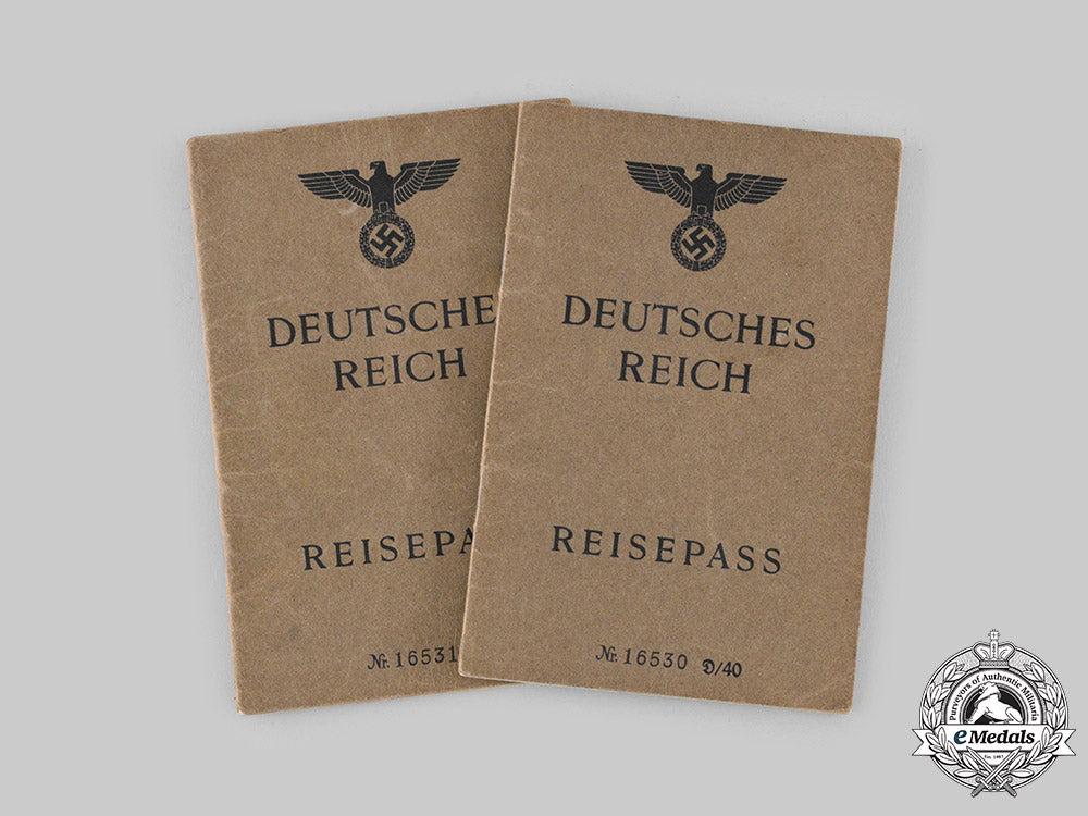 germany,_third_reich._a_pair_of_reisepässe_to_leon_and_alla_von_hauffe_ci19_2901