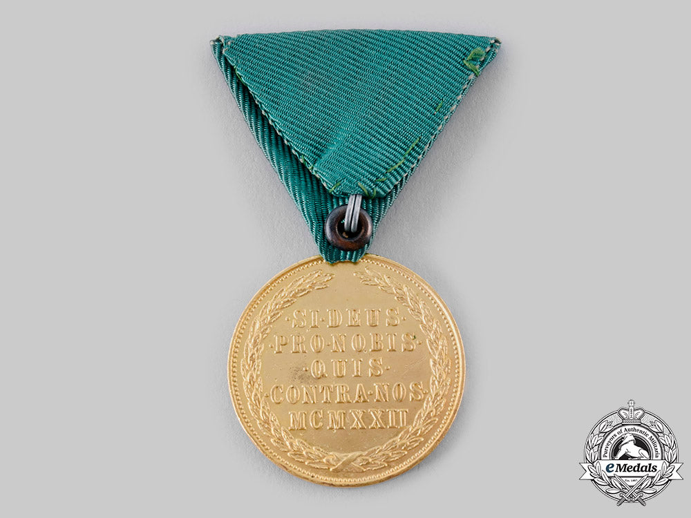 hungary,_regency._an_order_of_merit,_gold_grade_merit_medal_ci19_2974_1