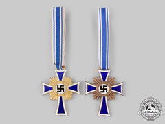 Germany, Third Reich. A Pair Of Honour Crosses Of The German Mother