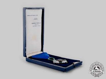 yugoslavia,_kingdom._an_order_of_the_crown,_iv_class_with_case_by_huguenin_freres&_co.,_c.1935_ci19_3030_2