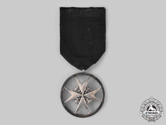united_kingdom._an_order_of_st._john,_serving_brother/_sister_breast_badge_ci19_3050