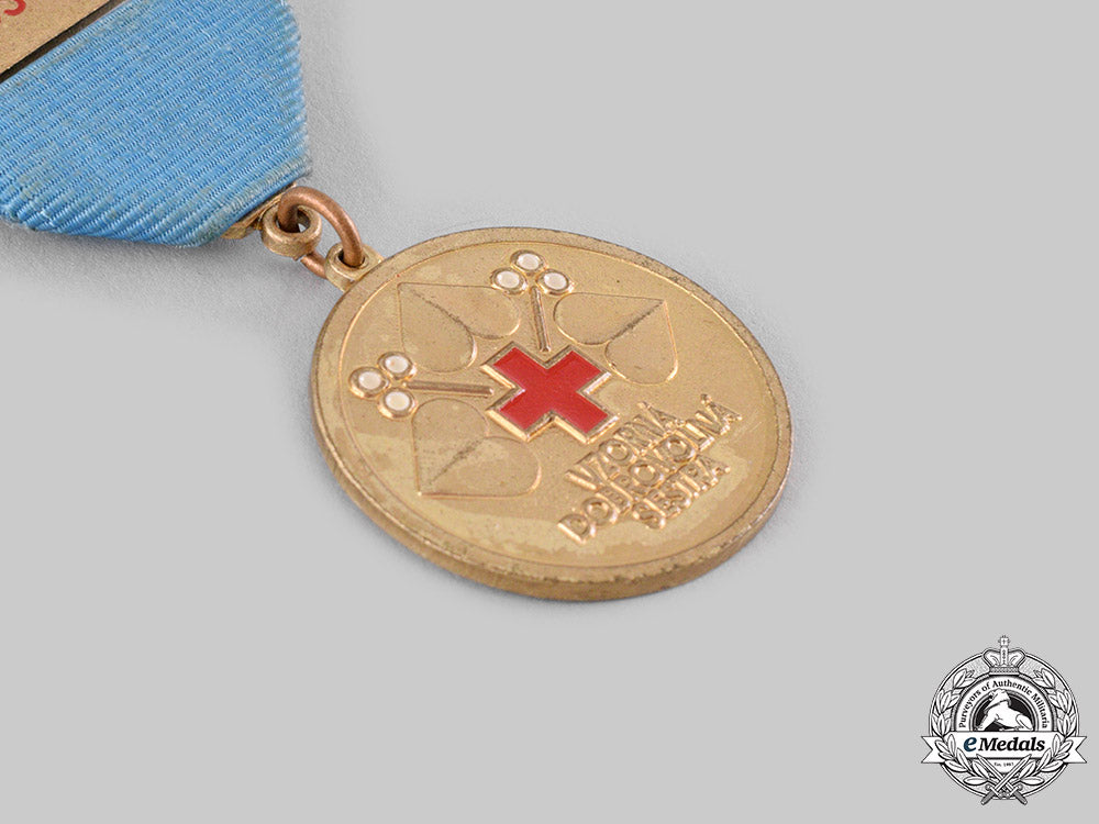 czechoslovakia,_socialist_republic;_hungary,_people's_republic._four_red_cross_medals_ci19_3063