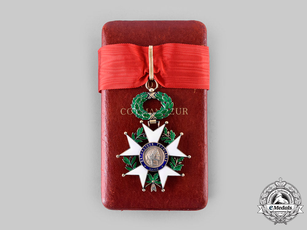 france,_v_republic._a_legion_of_honour,_commander_with_case,_c.1970_ci19_3090_1_1