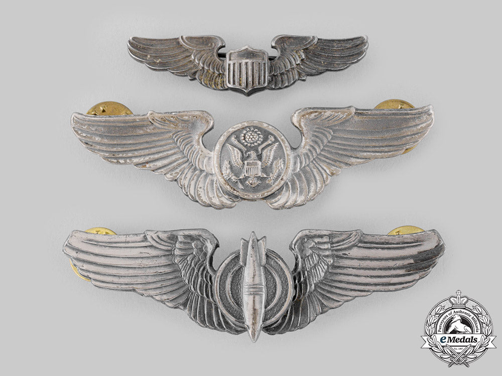 united_states._three_army_air_force_badges_ci19_3107
