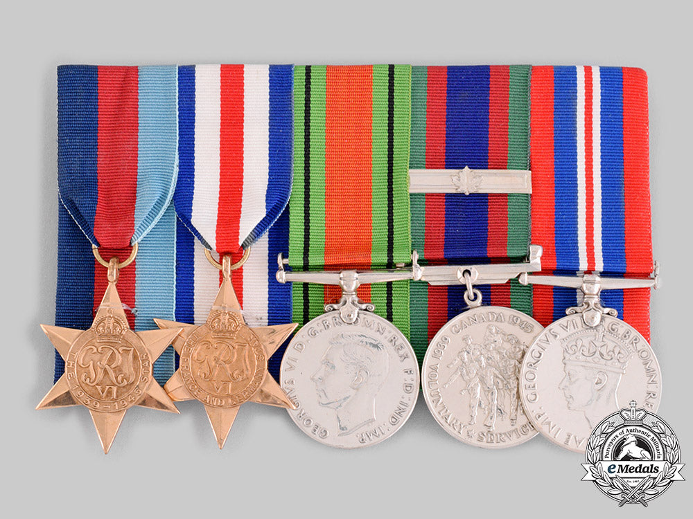 canada._a_second_war_veteran's_group_of_five_ci19_3177