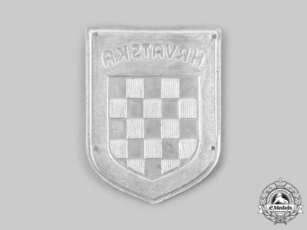 croatia,_independent_state._an_italian-_croatian_legion_badge,_c.1940_ci19_3192_1