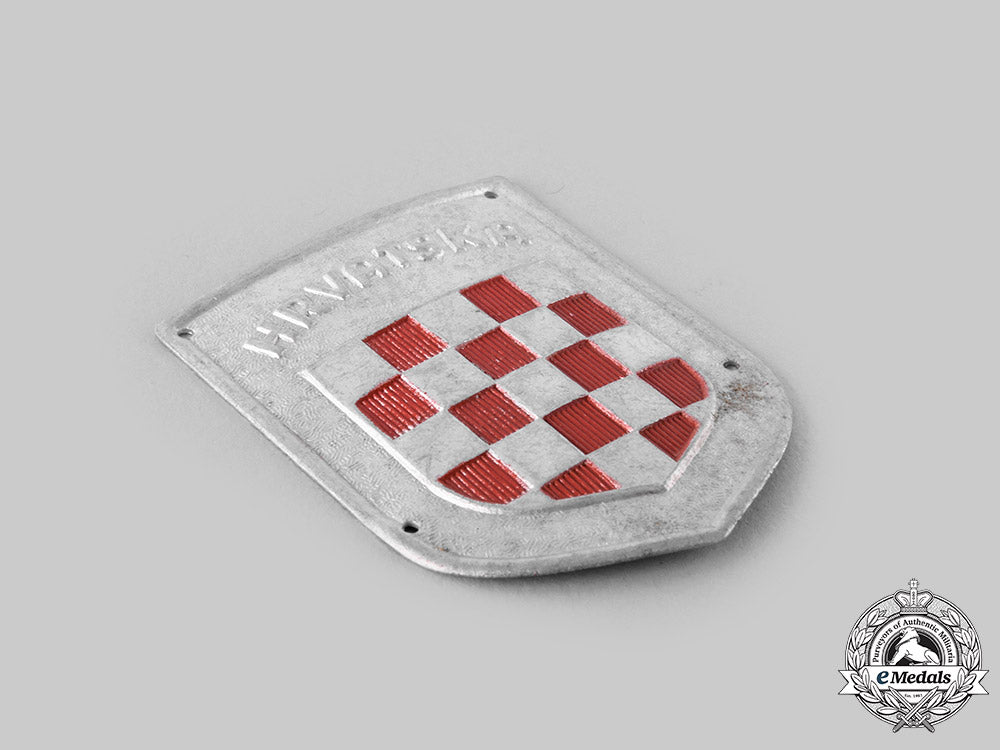 croatia,_independent_state._an_italian-_croatian_legion_badge,_c.1940_ci19_3193_1