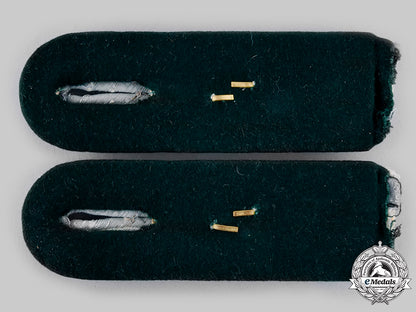 germany,_heer._a_pair_of_army_administrative_shoulder_boards_ci19_3238_1