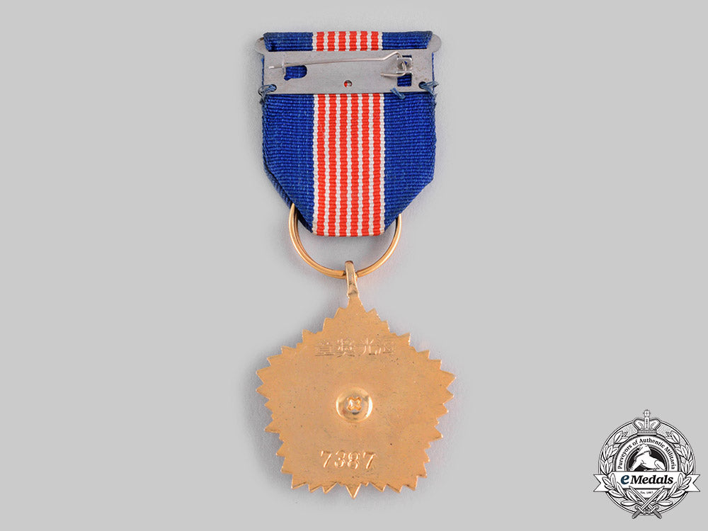 china,_republic(_taiwan)._a_naval_brilliance_medal_ci19_3239