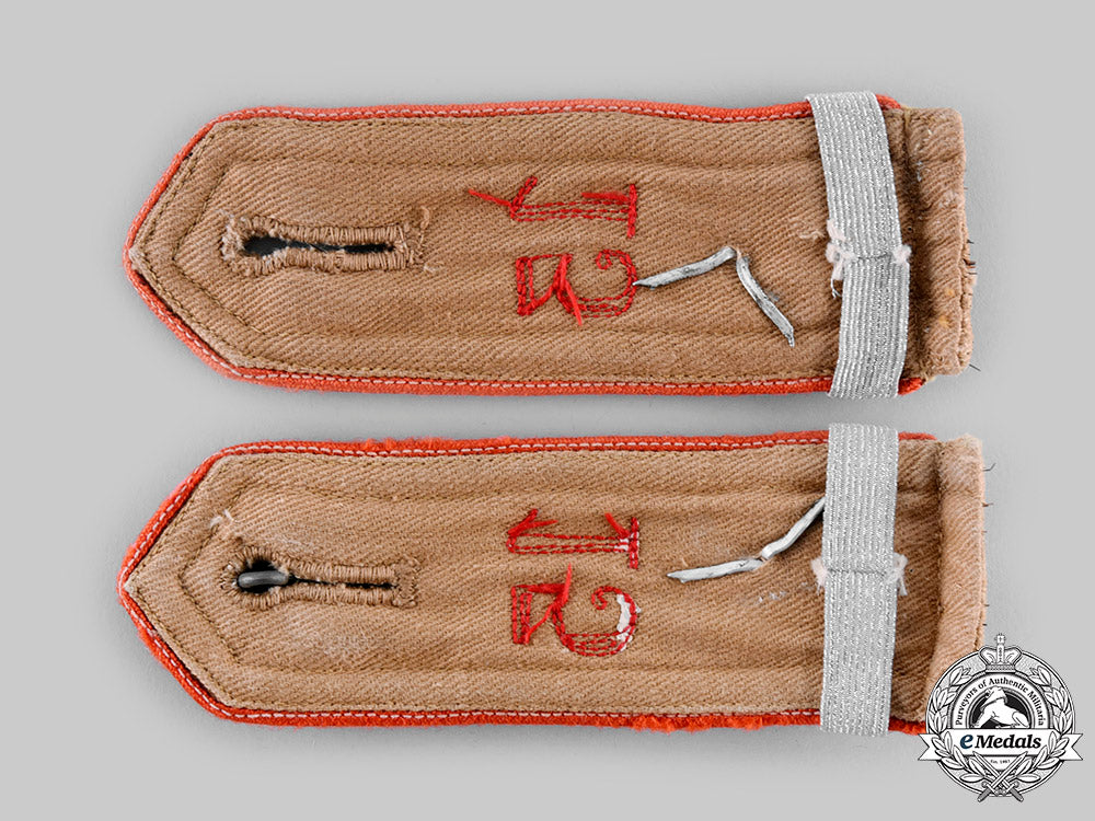 germany,_hj._a_set_of_oberkameradschaftsführer_bann15_shoulder_straps_ci19_3275_1_1_1_1_1