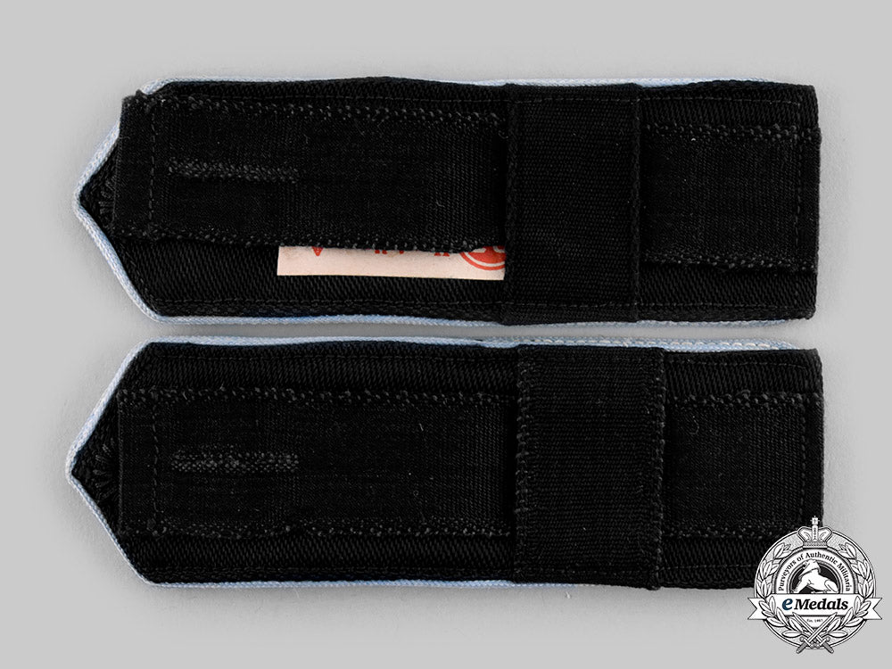 germany,_hj._a_set_of_signals_bann663_shoulder_straps_ci19_3278_1_1_1