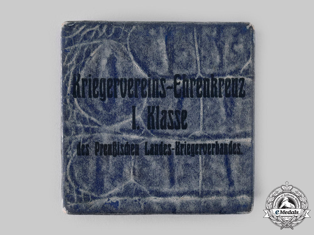 germany,_weimar_republic._an_honour_cross_of_the_prussian_veterans_association,_i_class_with_case,_by_heinrich_timm_ci19_3317_1