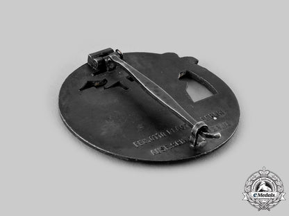germany,_kriegsmarine._a_blockade_runner_badge,_cased_set_with_pin,_by_schwerin_ci19_3324_1_1_1_1