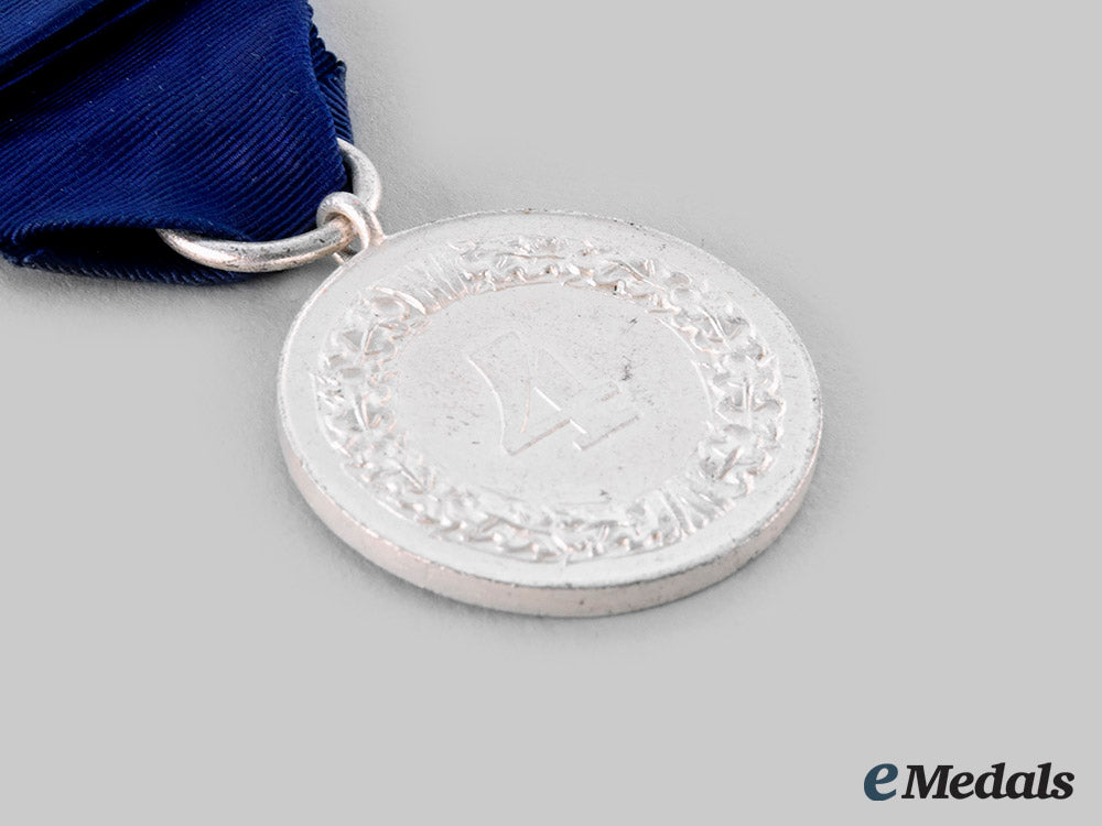 germany,_wehrmacht._a_wehrmacht4-_year_long_service_medal_ci19_3401_1
