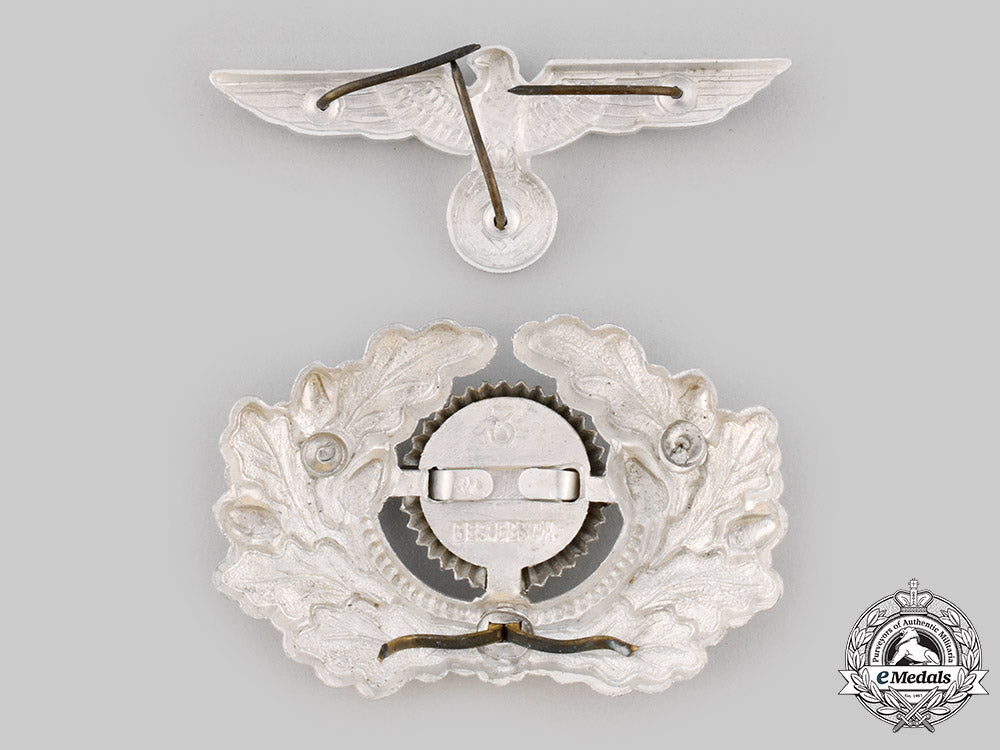 germany,_heer._a_visor_cap_eagle_and_cockade,_second_pattern_ci19_3417_2_1