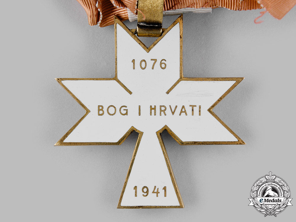 croatia,_independent_state._an_order_of_the_crown_of_king_zvonimir,_grand_cross,_by_braća_knaus,_c.1942_ci19_3486