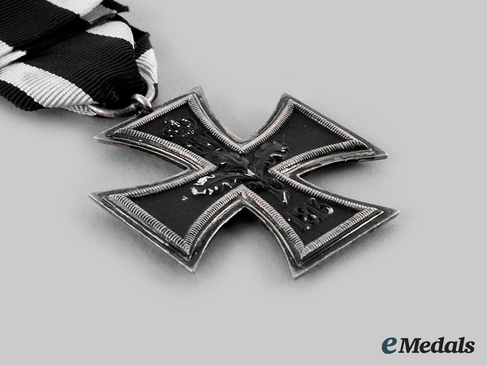 germany,_imperial._a1914_iron_cross_ii_class,_in_silver_ci19_3615_1
