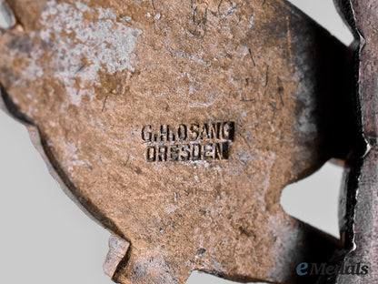 germany,_luftwaffe._a_fallschirmjäger_badge,_type_a_with_case,_by_g.h._osang_ci19_3775