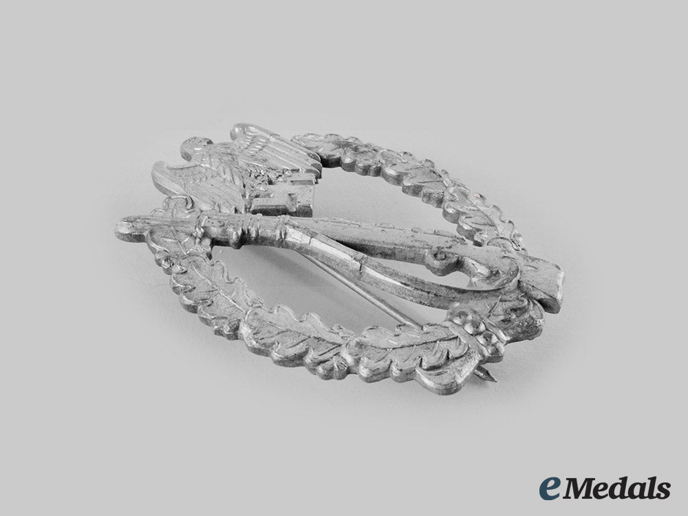 germany,_wehrmacht._an_infantry_assault_badge,_silver_grade_ci19_3826_1
