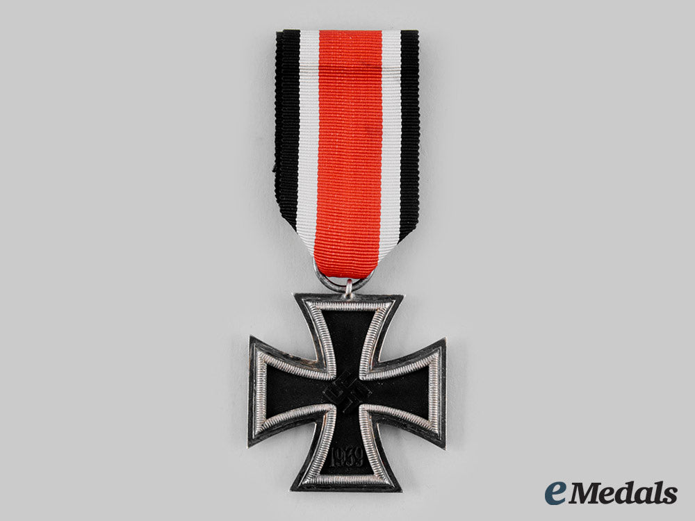 germany,_wehrmacht._a1939_iron_cross_ii_class,_by_paulmann&_crone_ci19_3840_1