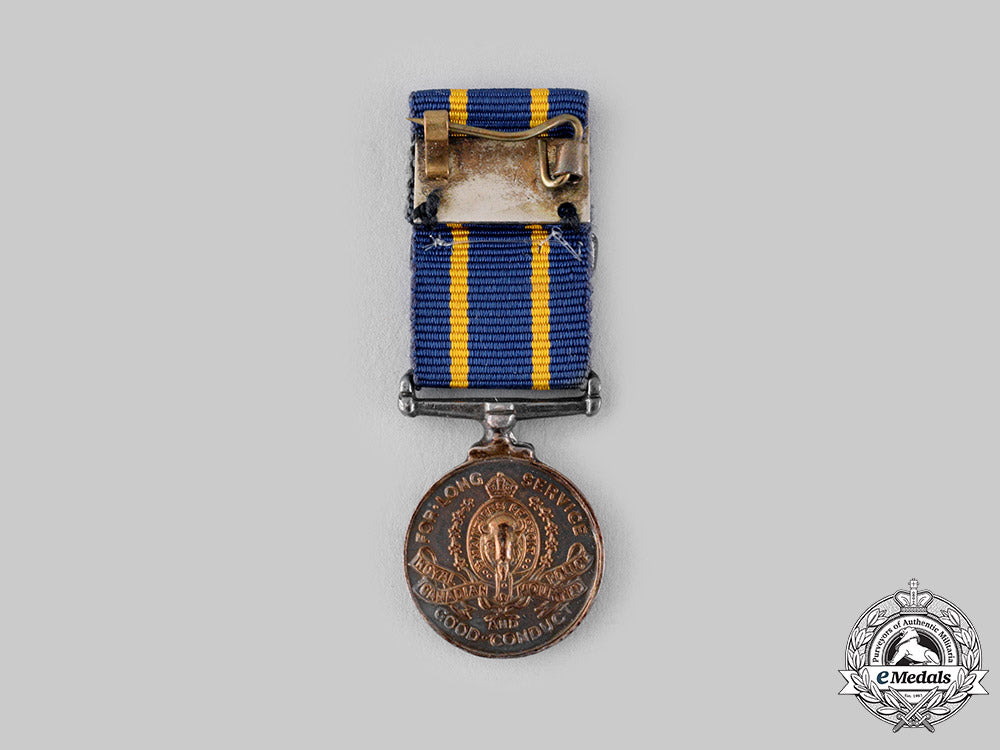 canada._a_royal_canadian_mounted_police_long_service_medal,_miniature_ci19_3843