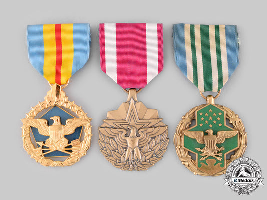 united_states._three_medals&_decorations_ci19_3925