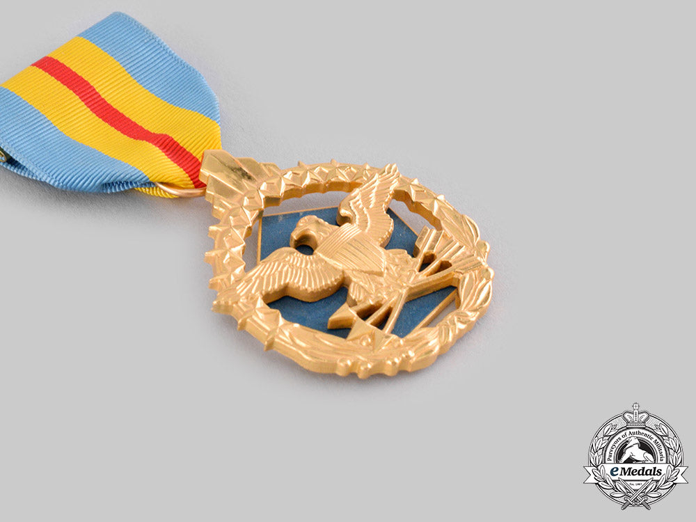 united_states._three_medals&_decorations_ci19_3927