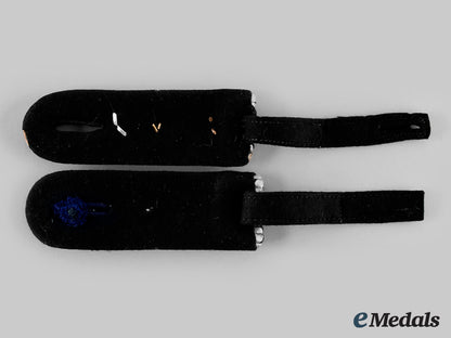 germany,_bahnschutzpolizei._a_set_of_bahnschutzpolizei_zugführer_shoulder_boards_ci19_3942_1