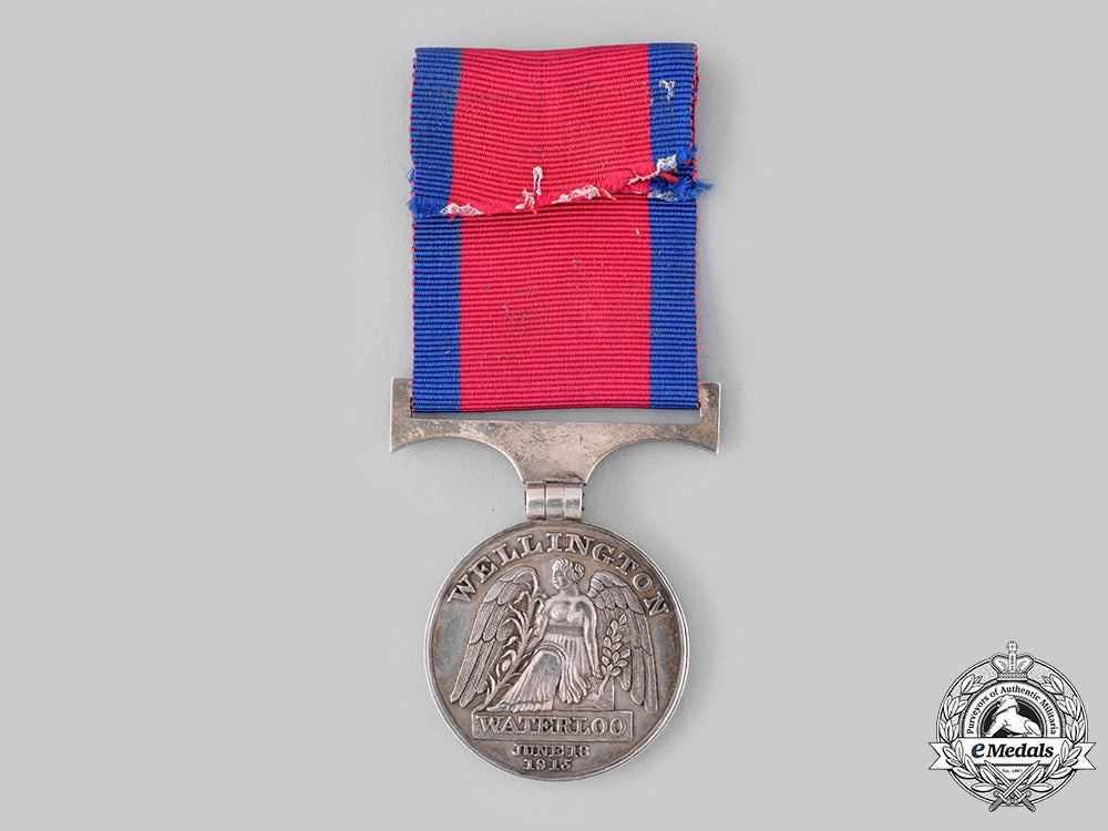 united_kingdom._a_waterloo_medal,_contemporary_tailor's_copy,_major_walker,71_st_foot_ci19_3980