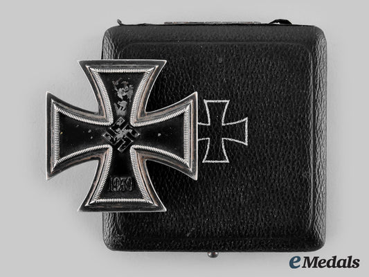 germany,_wehrmacht._a1939_iron_cross_i_class,_with_case,_by_rudolf_souval_ci19_3984