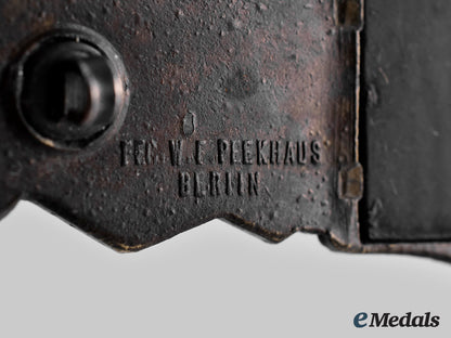 germany,_wehrmacht._a_close_combat_clasp,_bronze_grade,_by_c.e._juncker_ci19_4008_1