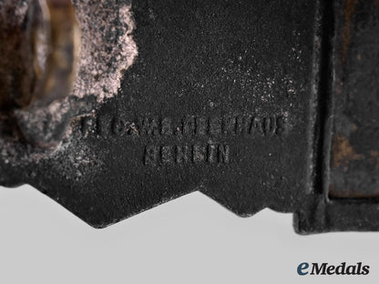 germany,_wehrmacht._a_close_combat_clasp,_silver_grade,_by_friedrich_linden_ci19_4059_1_1_1_1