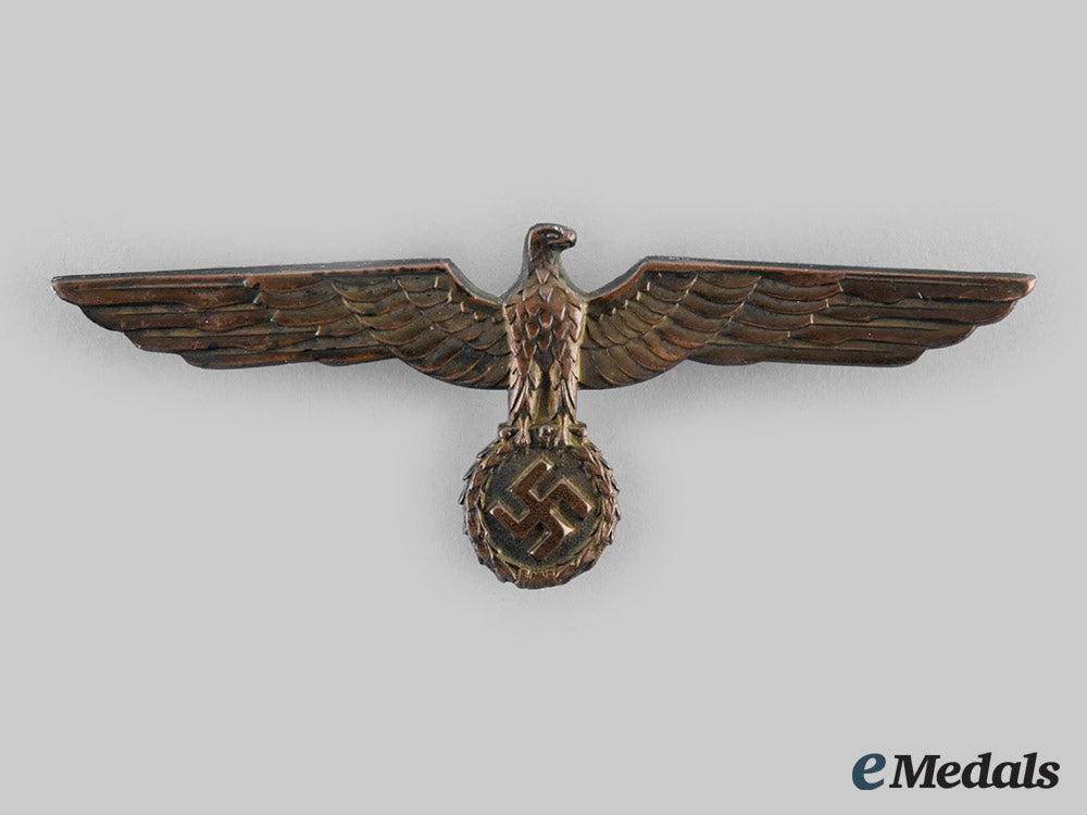 germany,_heer._an_officer’s_summer_uniform_breast_eagle_ci19_4083_1