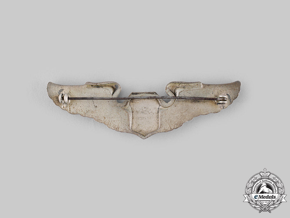 united_states._an_army_air_force_pilot_badge,_by_amcraft,_c.1942_ci19_4107