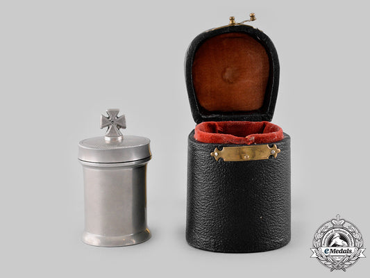 germany,_imperial._a_rare_field_communion_kit_with_case,_c.1915_ci19_4124