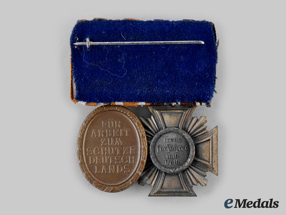 germany,_third_reich._a_medal_bar_with_service_decorations_ci19_4174_2